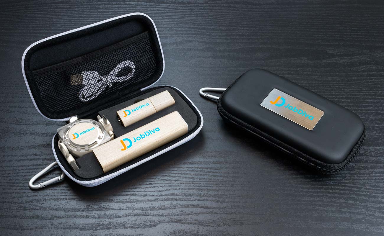 Maple M — USB & Power Bank