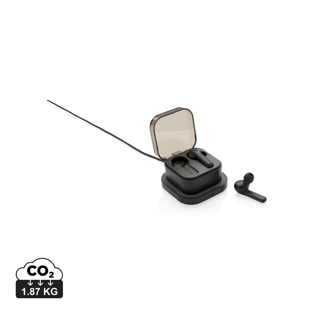 Casti TWS in carcasa cu incarcare wireless