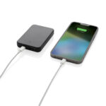 Powerbank Boostcore de 5.000mAh RCS cu USB C personalizat cu logo