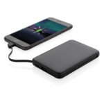 Powerbank de buzunar 5.000 mAh cu cabluri integrate personalizat cu logo